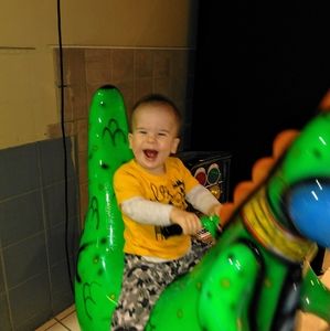 Meet your Posher, Roxanne